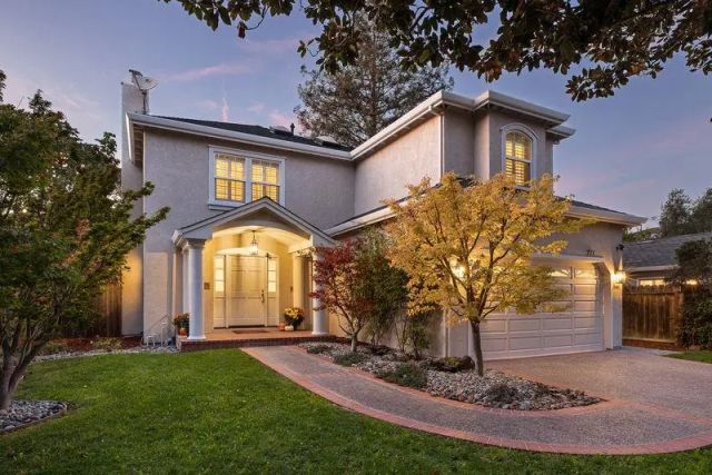 fɽ^Palo Altoסլȫ淭£|W^